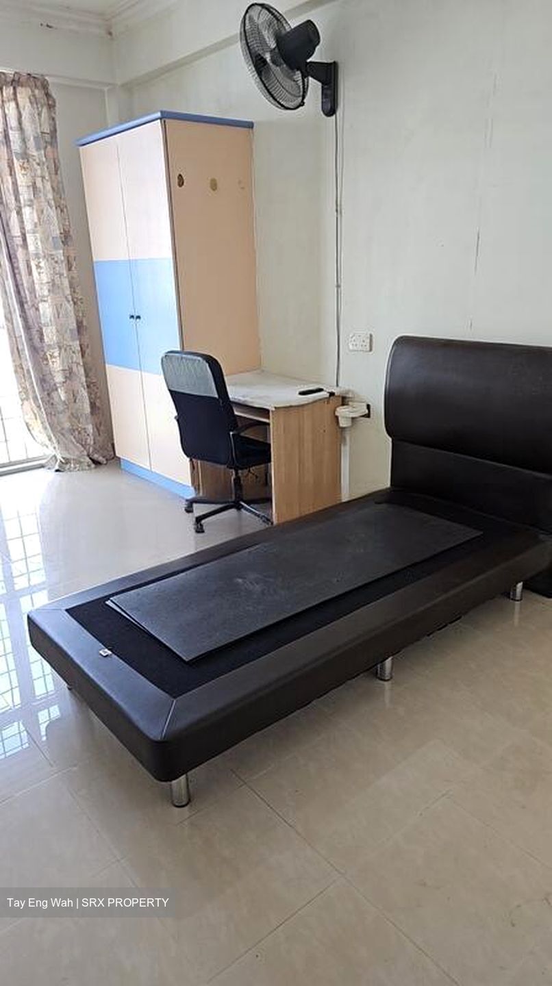 Lorong 104 Changi (D15), Terrace #592638691